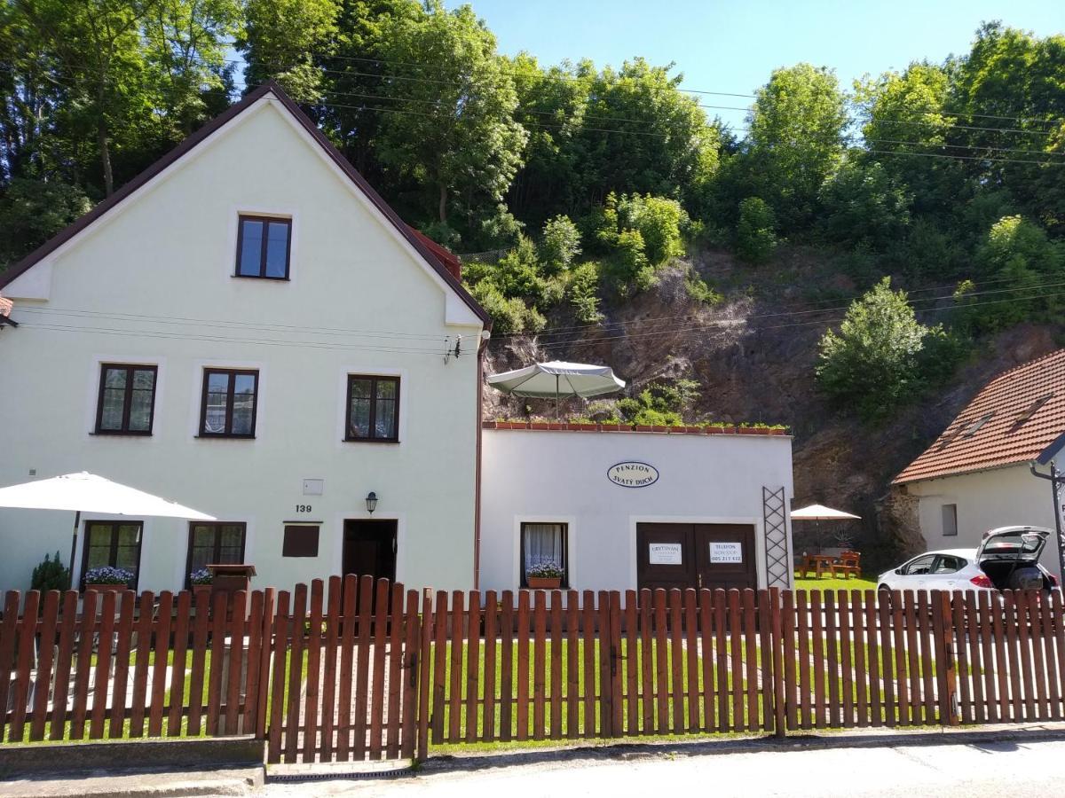 Penzion Sv. Duch Cesky Krumlov Exterior photo